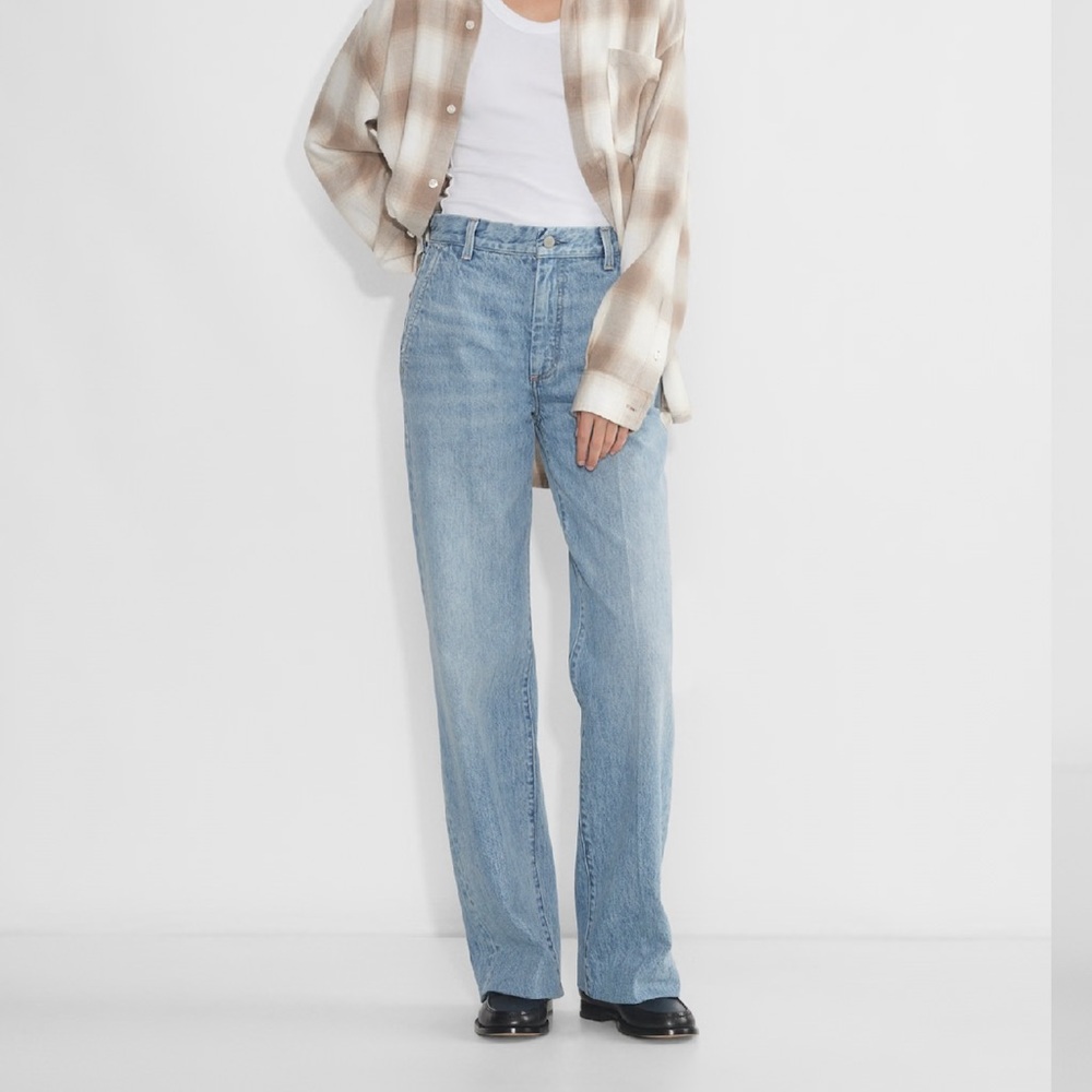 Women's Light Blue Jeans